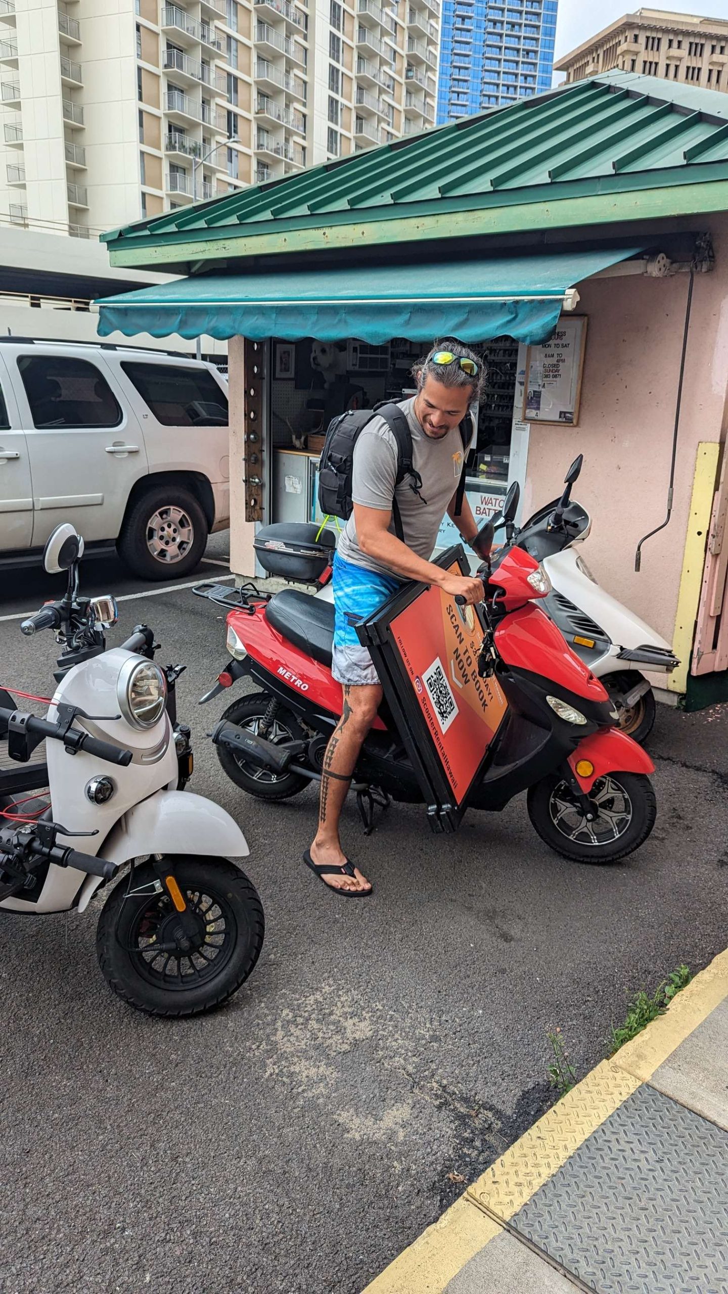 Waikiki Central Scooter Rental Hawaii